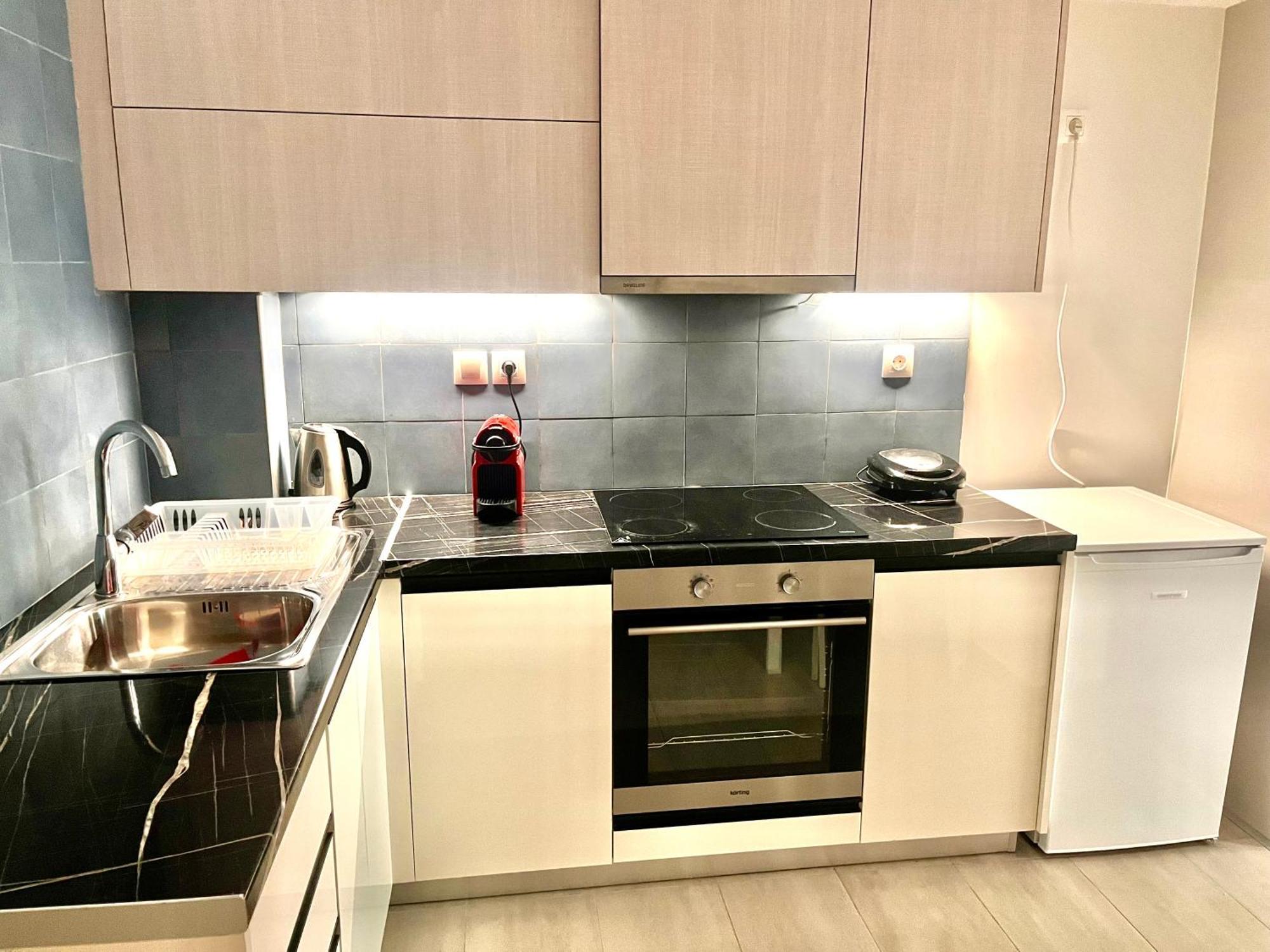 Elvita Apartments 4 アテネ エクステリア 写真