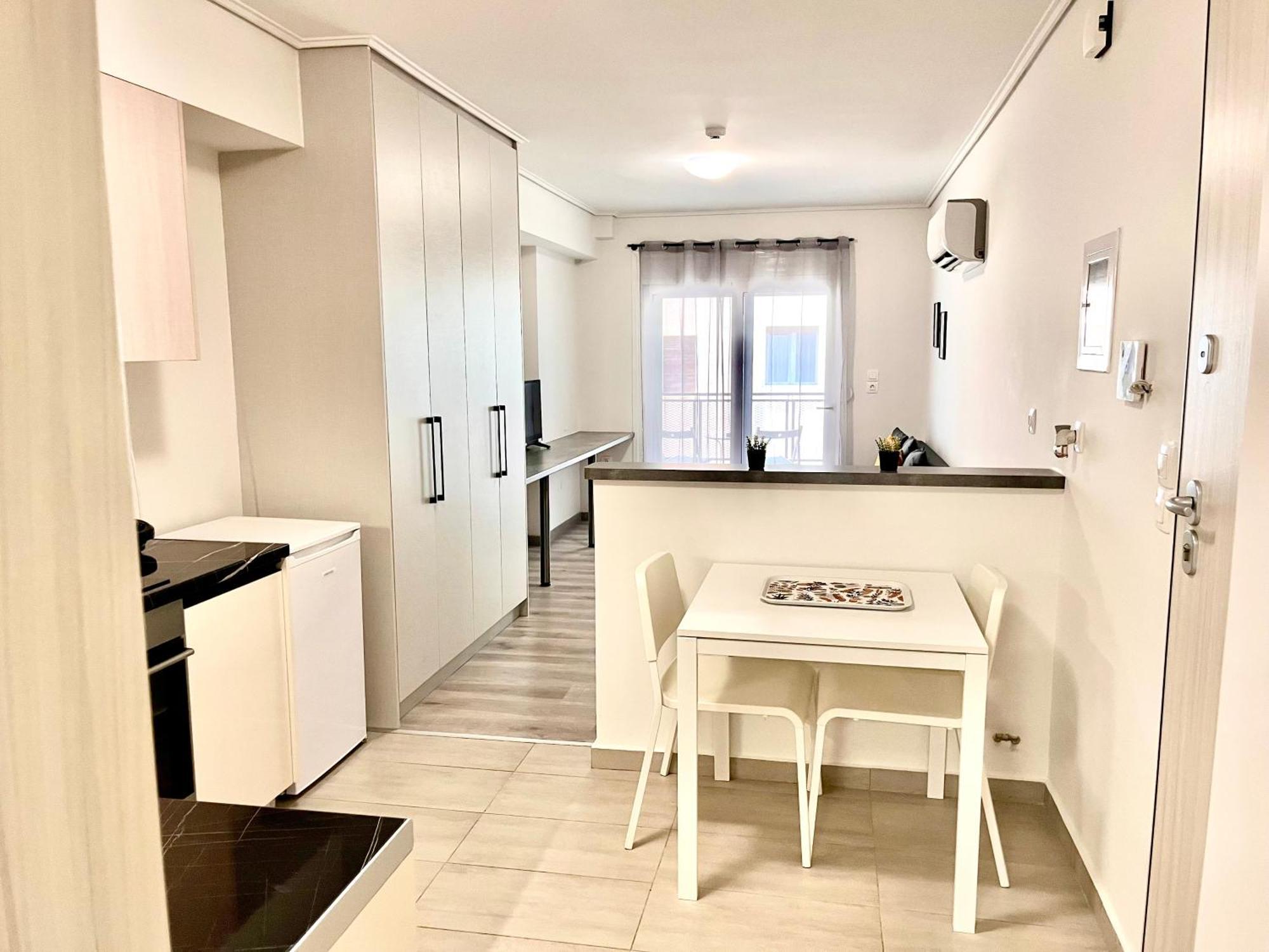 Elvita Apartments 4 アテネ エクステリア 写真