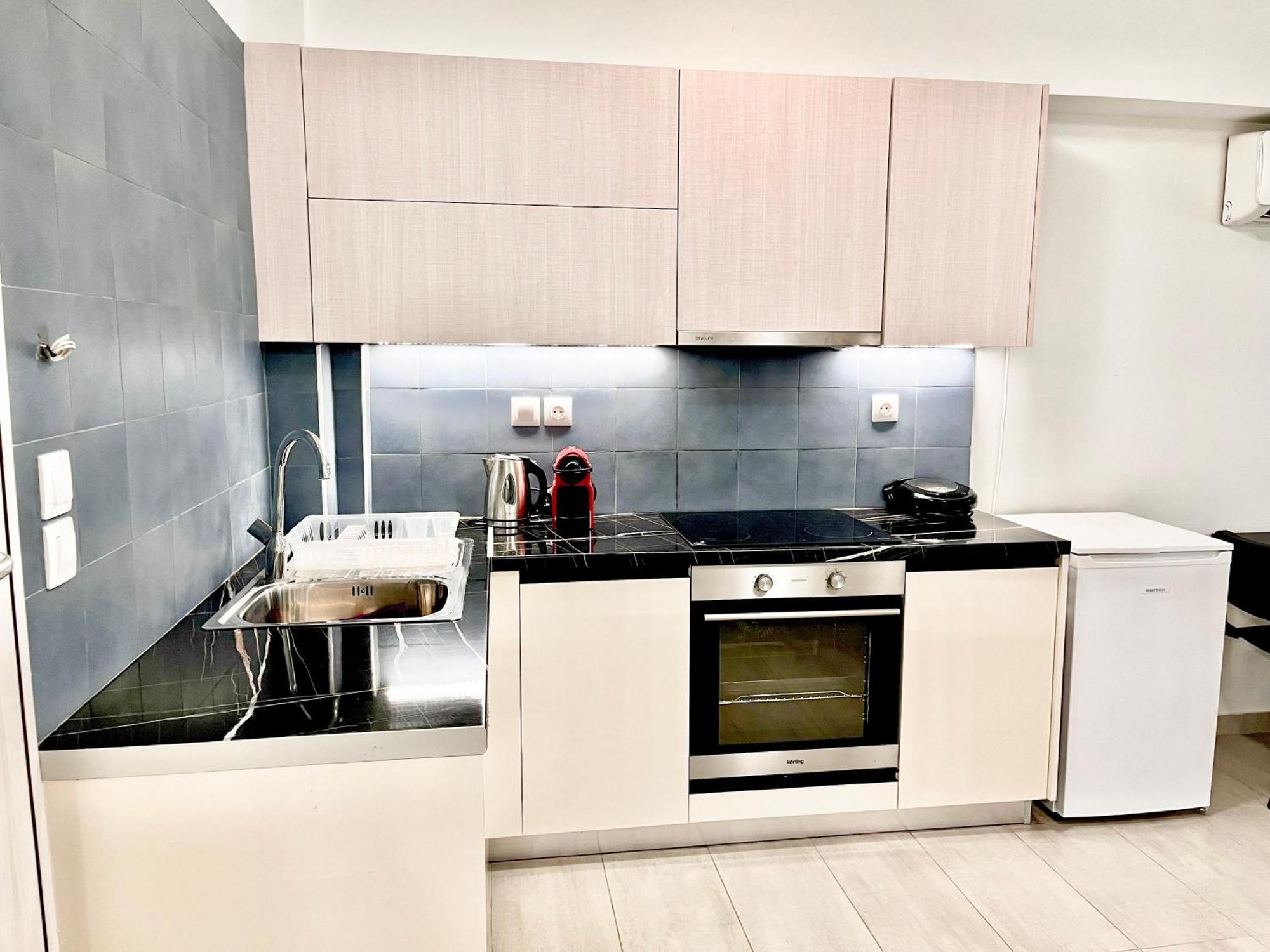 Elvita Apartments 4 アテネ エクステリア 写真